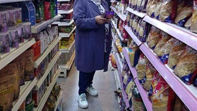 ضبط عبوات غير صالحة للاستخدام خلال حملة تموينية موسعة بالإسماعيلية