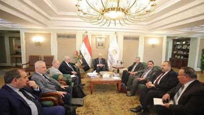 وزير التعليم يؤكد توفير سبل الدعم لنجاح المؤتمر الجغرافي الدولي 025