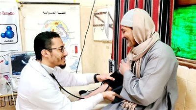 قافلة الأزهر الطبية تباشر أعمالها في «سمهود» على بعد 100 كيلو من قنا