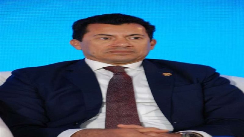 أشرف صبحى وزير الشباب
