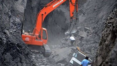 «منجم فحم» يتسبب في مصرع 4 أشخاص.. تفاصيل