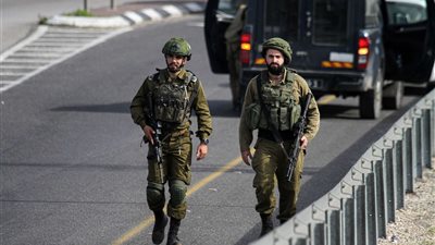 نزيف الدم بقطاع غزة.. وإسرائيل تطلق النار علي  الفلسطينيين في حي الشجاعية