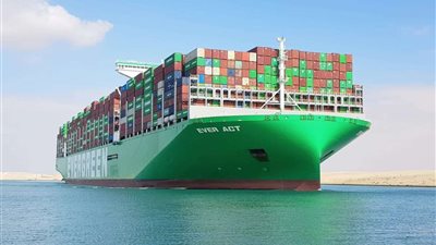 بلغت 802 مليون دولار.. قناة السويس تواصل تحقيق أرقام قياسية غير مسبوقة