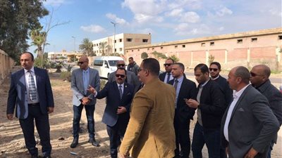 نائب محافظ الإسماعيلية يستقبل وفد هيئة التنمية الصناعية  لبحث سبل تذليل العقبات للمصانع المتعثرة