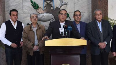 مدبولي يعرض إجراءات تشجيع القطاع الخاص للاستثمار في البنية التحتية