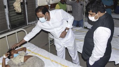 إفريقيا.. مرض غامض يثير الذعر لإسقاطه عشرات القتلى