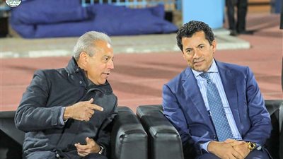 بالصور.. زيارة وزير الرياضة لمعسكر منتخب مصر الأولمبي استعدادا للجابون