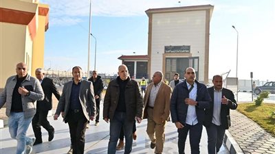 «سويلم» يوجه بعمل خطة متكاملة للاستفادة من خبرات الفنيين والمهندسين