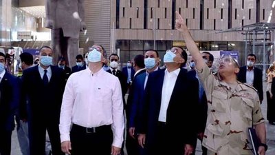 رئيس الوزراء يتفقد المتحف المصري الكبير
