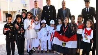 طلبة كلية الشرطة في زيارة لمعهد الأورام