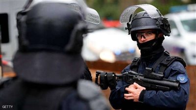 مراهقة تضع أسرتها في ورطة بفرنسا