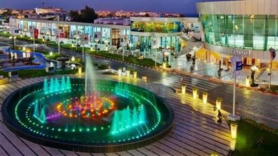 رئيس هيئة الرعاية الصحية يزور مدينة الشيخ شخبوط الطبية بدبي