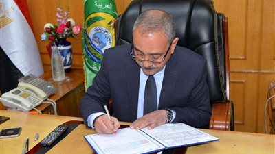 محافظ الإسماعيلية يعتمد نتيجة الفصل الدراسي الأول للشهادة الإعدادية