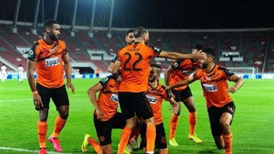 نهضة بركان يتقدم على بيراميدز في الشوط الأول