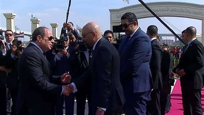 الرئيس السيسي يقدم واجب العزاء لأسرة الراحل المهندس شريف اسماعيل