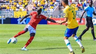 سيف زاهر يفجر مفاجأة مدوية حول موقف بادجي مع الأهلي