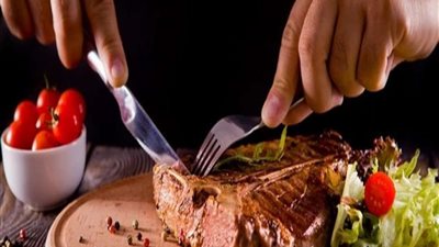 دراسة تكشف علاقة تناول اللحوم والإصابة بـ السرطان