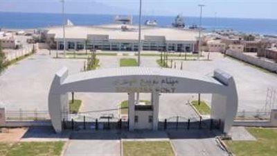 لسوء الأحوال الجوية.. إغلاق ميناء نويبع البحري بجنوب سيناء