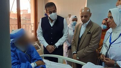 وزير الصحة ووكيل الوزارة يتفقدان مستشفى الحسينية المركزي بالشرقية