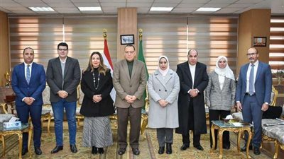 محافظ الشرقية يستقبل نائب وزير الإتصالات لبحث خطة التطوير المؤسسي الرقمي