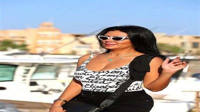 بعد فستانها المثير.. رانيا يوسف تخضع لجلسة تصوير جديدة (صور)