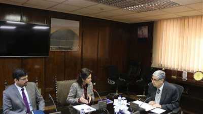 وزير الكهرباء: نحرص على تعزيز التعاون مع المؤسسات في مجال الطاقات المتجددة