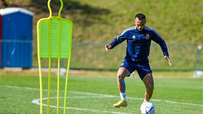 مران الأهلي.. قفشه ينتظم في التدريبات الجماعية للفريق استعدادًا لـ ريال مدريد