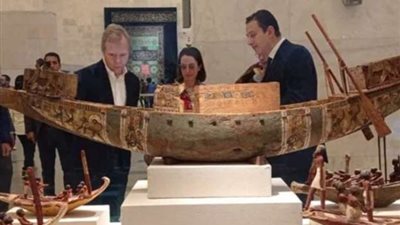 وفد من الاتحاد الأوروبي لعملية السلام بالشرق الأوسط يزور المتحف القومي للحضارة