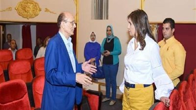 الفنان محمد صبحي يقدم حلقات ترسخ الهوية لشباب المصريين بالخارج