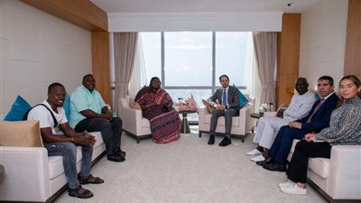 الأمين العام لمجلس حكماء المسلمين يستقبل 