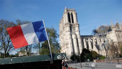 تضامنًا مع ضحايا نيس.. مسلمي فرنسا يدعو لإلغاء الاحتفال بالمولد النبوي