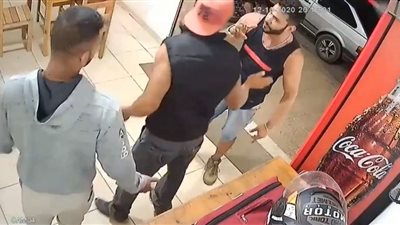 حقيقة فيديو تصدى شاب مصرى لمحاولة اعتداء عليه بالكويت