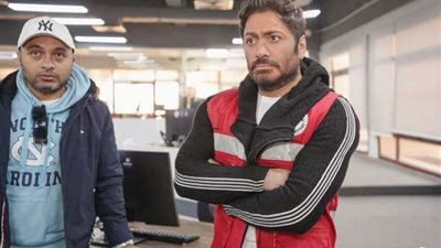 تامر حسني يشارك مع الهلال الأحمر المصري لمساعدة سوريا