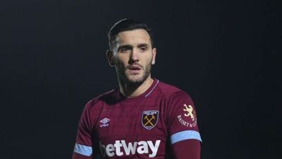 مهاجم ألافيس يكشف حقيقة مفاوضات برشلونة