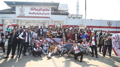 إصابة مشجع زملكاوي بالاغماء في مباراة شباب بلوزداد