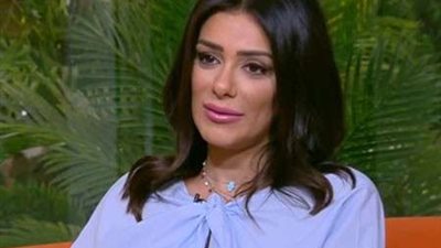 إنجي المقدم تؤكد انبهارها بدور منى زكي في «لعبة نيوتن»