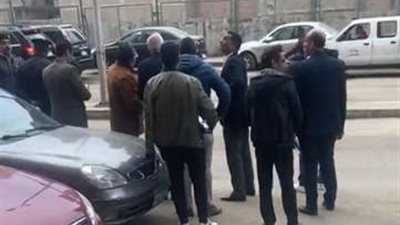 محافظ الجيزة يتفقد أعمال هدم عقار فيصل المائل