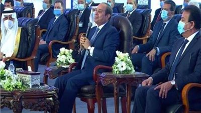 منها محطة تحلية مياه البحر.. السيسي يفتتح عدد من المشروعات القومية بسيناء