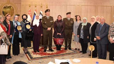 طب بالقوات المسلحة تنظم حفل تخرج الدفعة الأولى لأبناء الكلية بعد حصولهم على درجة الماجستير