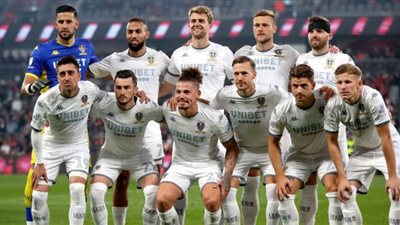 تشكل ليدز يونايتد أمام مانشستر في الدوري الإنجليزي