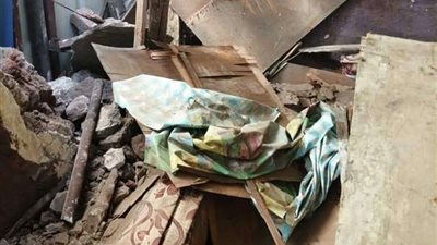 بالأسماء.. مصرع وإصابة 8 أشخاص في انهيار منزل بسوهاج