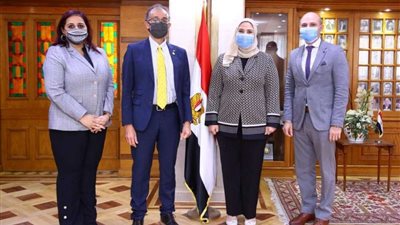 التضامن: الهلال الأحمر قدَّم موادّ غذائية لما يقرب من 1800 أسرة متضررة من تداعيات كورونا في 6 محافظات