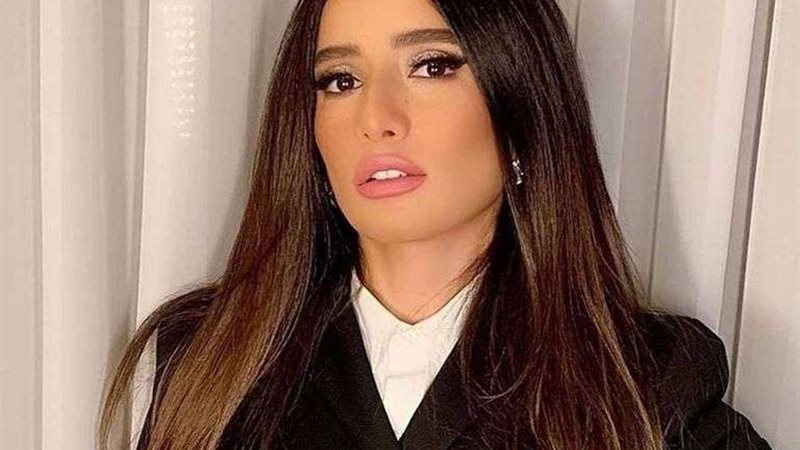 الفنانة زينة