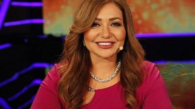 على طريقتها الخاصة ليلي علوي تحتفل بعيد الحب