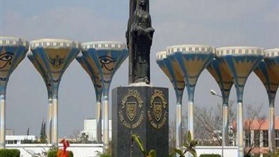 إغلاق هندسة السويس بعد الإعلان عن إصابة دكتور بكورونا