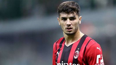 ريال مدريد يتفق مع دياز مبدئياً على تمديد عقده