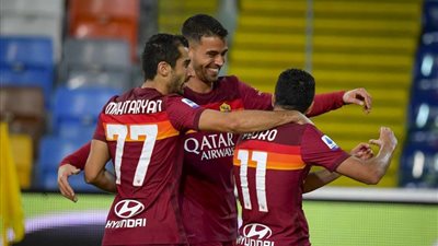روما يكتسح كلوب الروماني بخماسية في الدوري الأوروبي .. فيديو