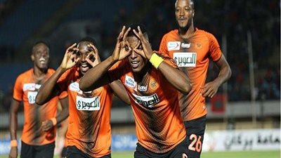 لابا كودجو على رأس قائمة توجو لمواجهتي مصر