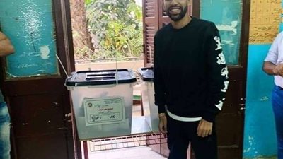 وزير الرياضة يشكر مؤمن زكريا على مشاركته في انتخابات مجلس النواب