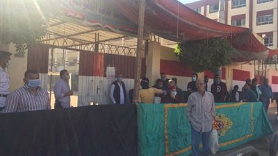 توافد الناخبين بلجان حلوان والمعصرة للإدلاء باصواتهم في انتخابات النواب